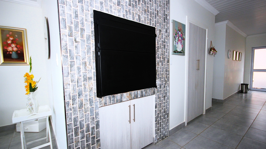 3 Bedroom Property for Sale in Monte Christo Western Cape